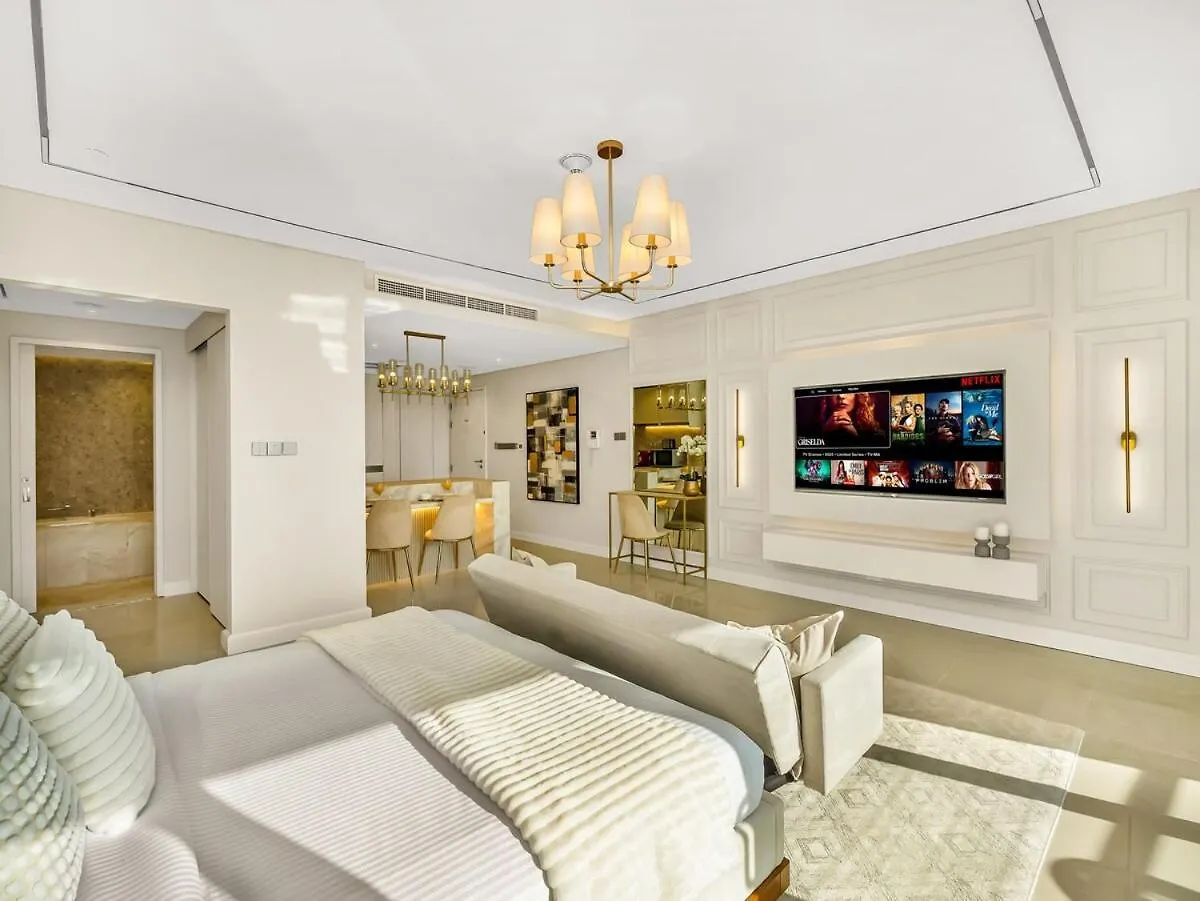 Luxurious Burj View Studio Inside Dubai Mall! Apartment
